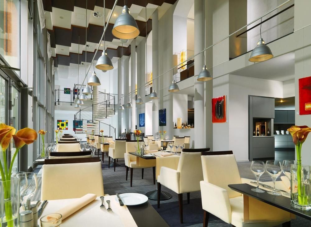 Sheraton Pelikan Hotel